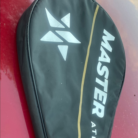 Vineyard Vines Paddle with Pink and Blue Design with carrying case - Picture 7 of 7